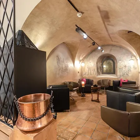 Ξενοδοχείο Piz Mitgel 3*