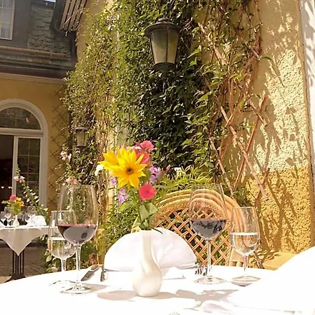 Piz Mitgel Hotel 3*