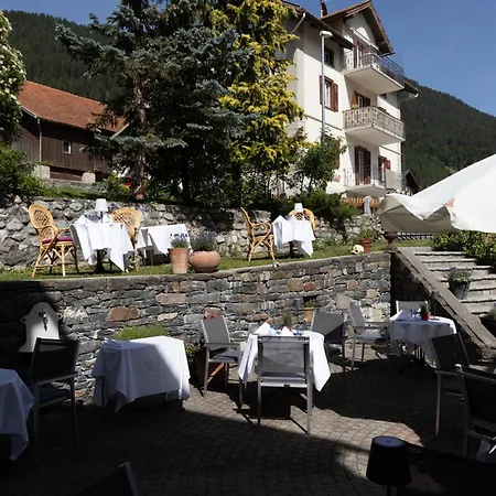 Hotel Piz Mitgel