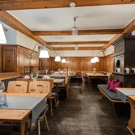 Piz Mitgel Hotel Savognin